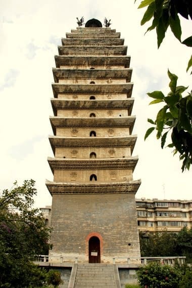 The Gateway to Yunnan, China 4 kunming pagoda