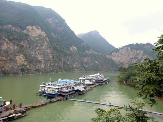 Cruising the Yangtze 7 Three Lesser Gorges dock