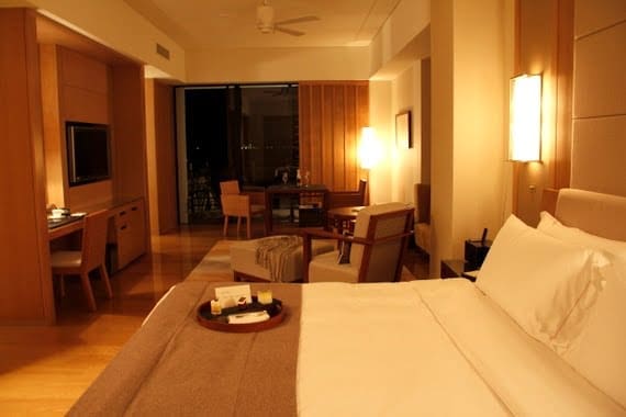 Okinawa: The Japanese Tropics 5 luxury hotels Nago Bay, Okinawa