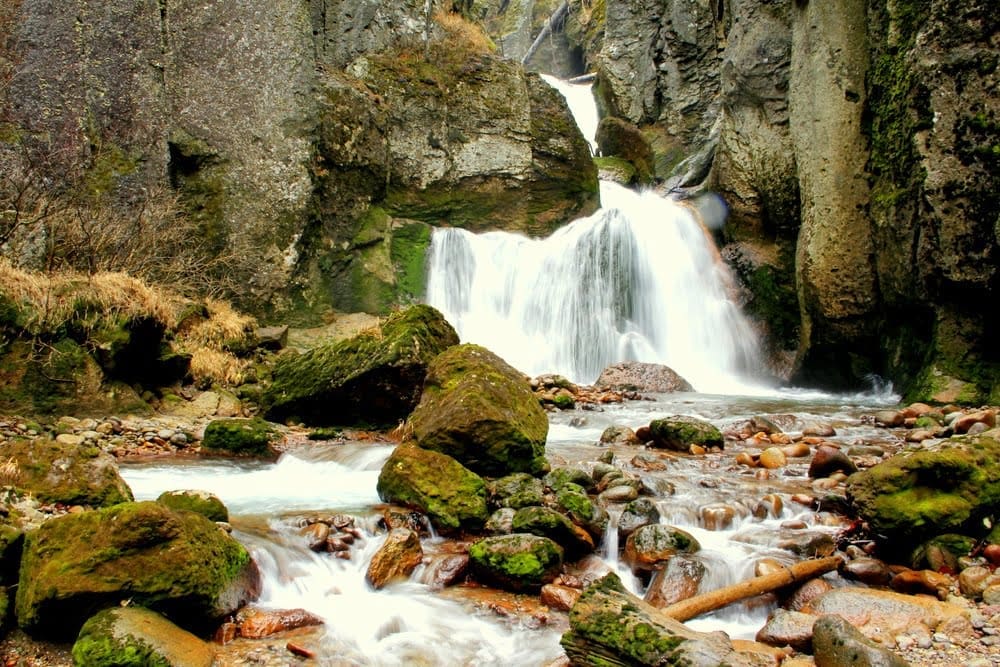 waterfall hike from sounkyo Japan