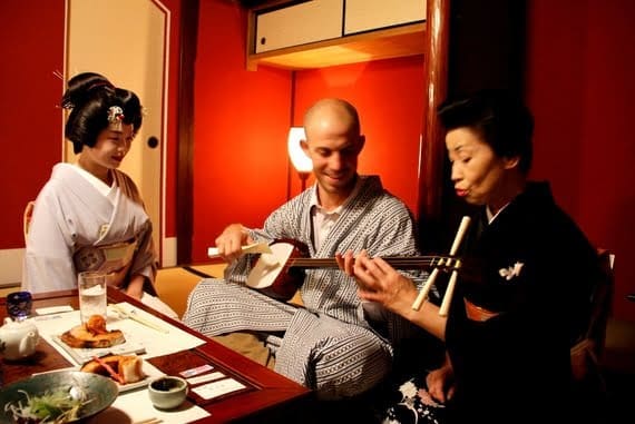 dinner with a Kanazawa geisha