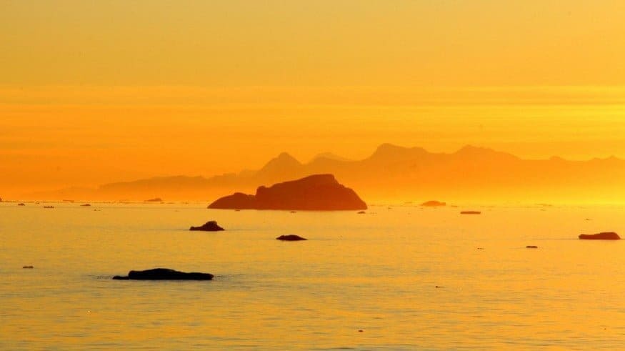 South Shetlands to The End of the World 9 Anarctica sunset
