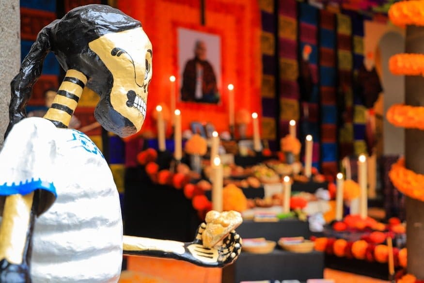 Celebrating Day of the Dead in Mexico 8 Celebrating Day of the Dead in Mexic