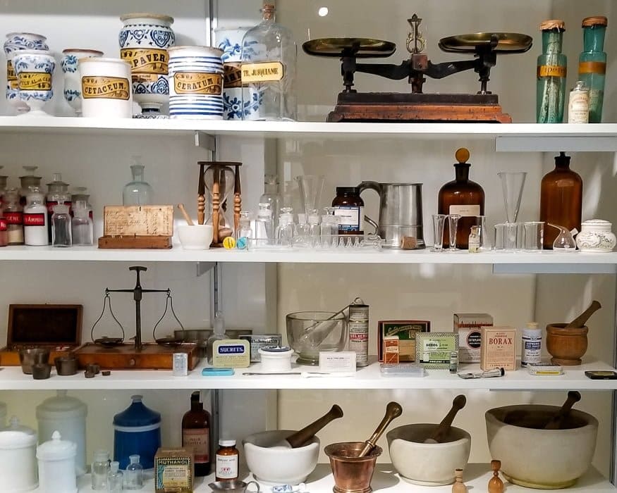 The World's Biggest Winter Carnival 11 Quebec Le Monastère de Augustines apothecary